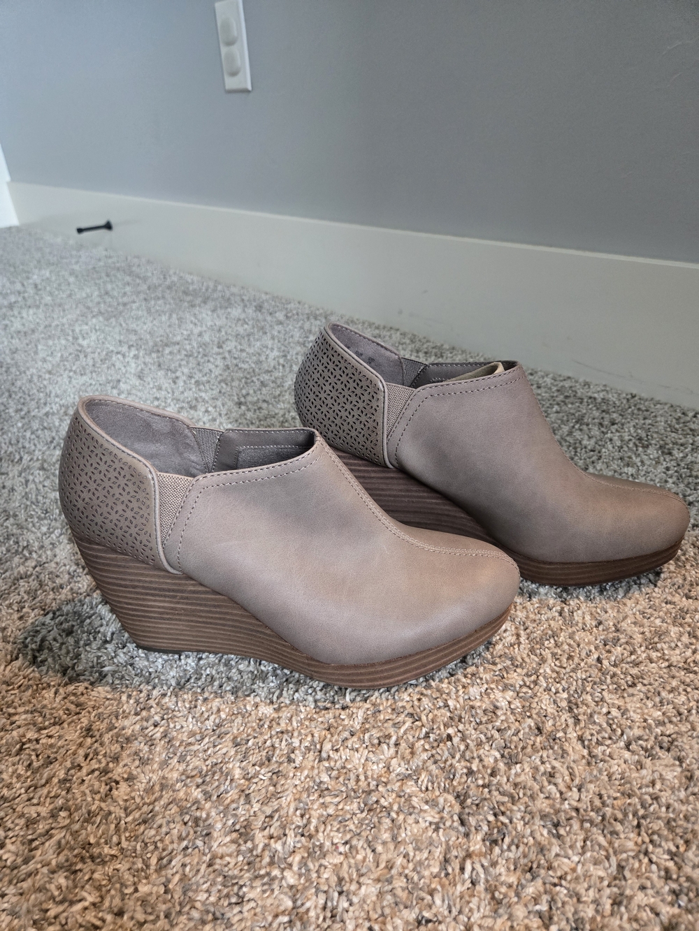 Dr. Scholl's Taupe Wedge Ankle Booties